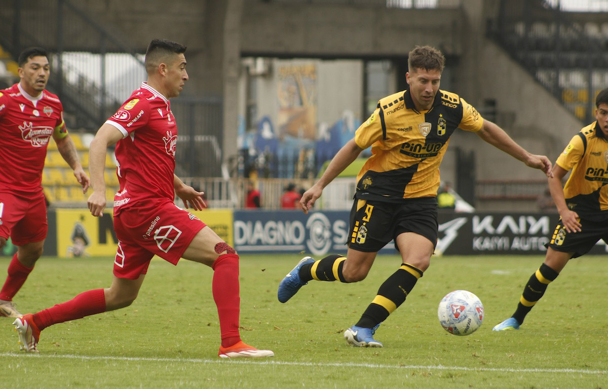 Ñublense rescata empate con uno más ante Coquimbo Unido y suma en la Primera División de Chile